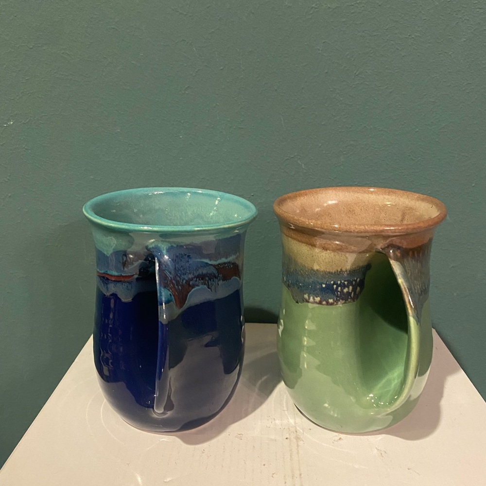 Neher Clay in Motion Mossy Creek Pottery Hand Warmer Mugs - Set of 2